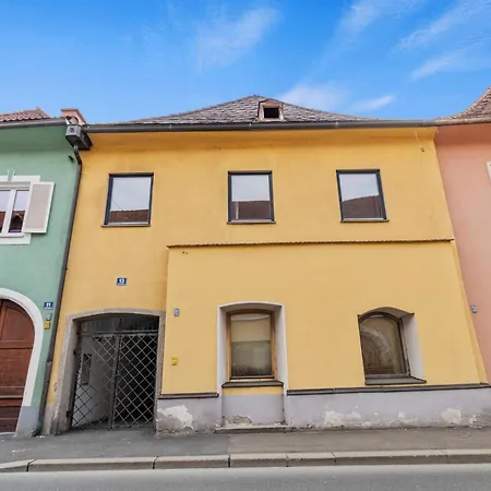 Farawayhomes Bruck An Der #3 *