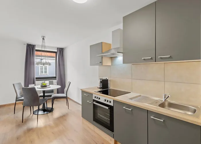 Farawayhomes Bruck An Der #3 *