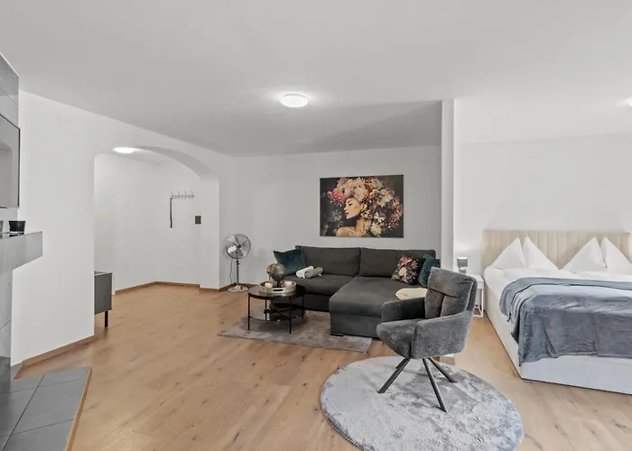 Farawayhomes Bruck An Der #3 Apartment