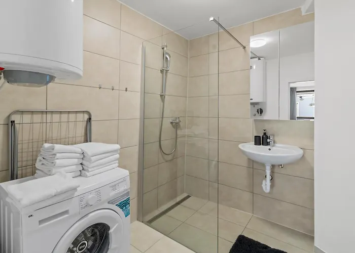 Farawayhomes Bruck An Der #3 Apartment Bruck an der Mur